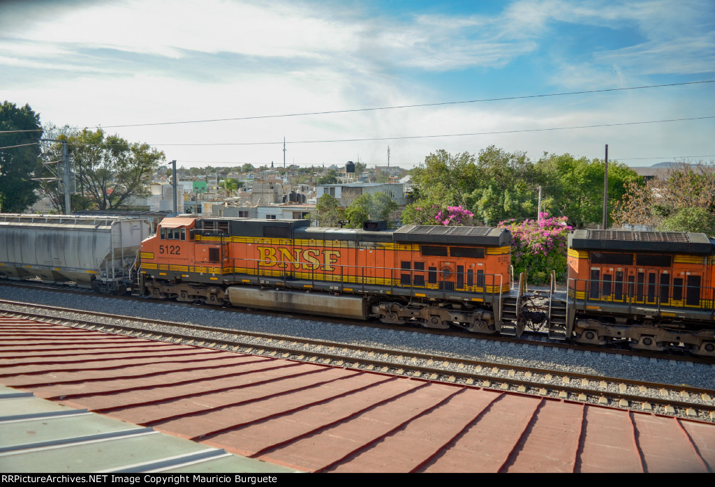 BNSF C44-9W Locomotive as DPU